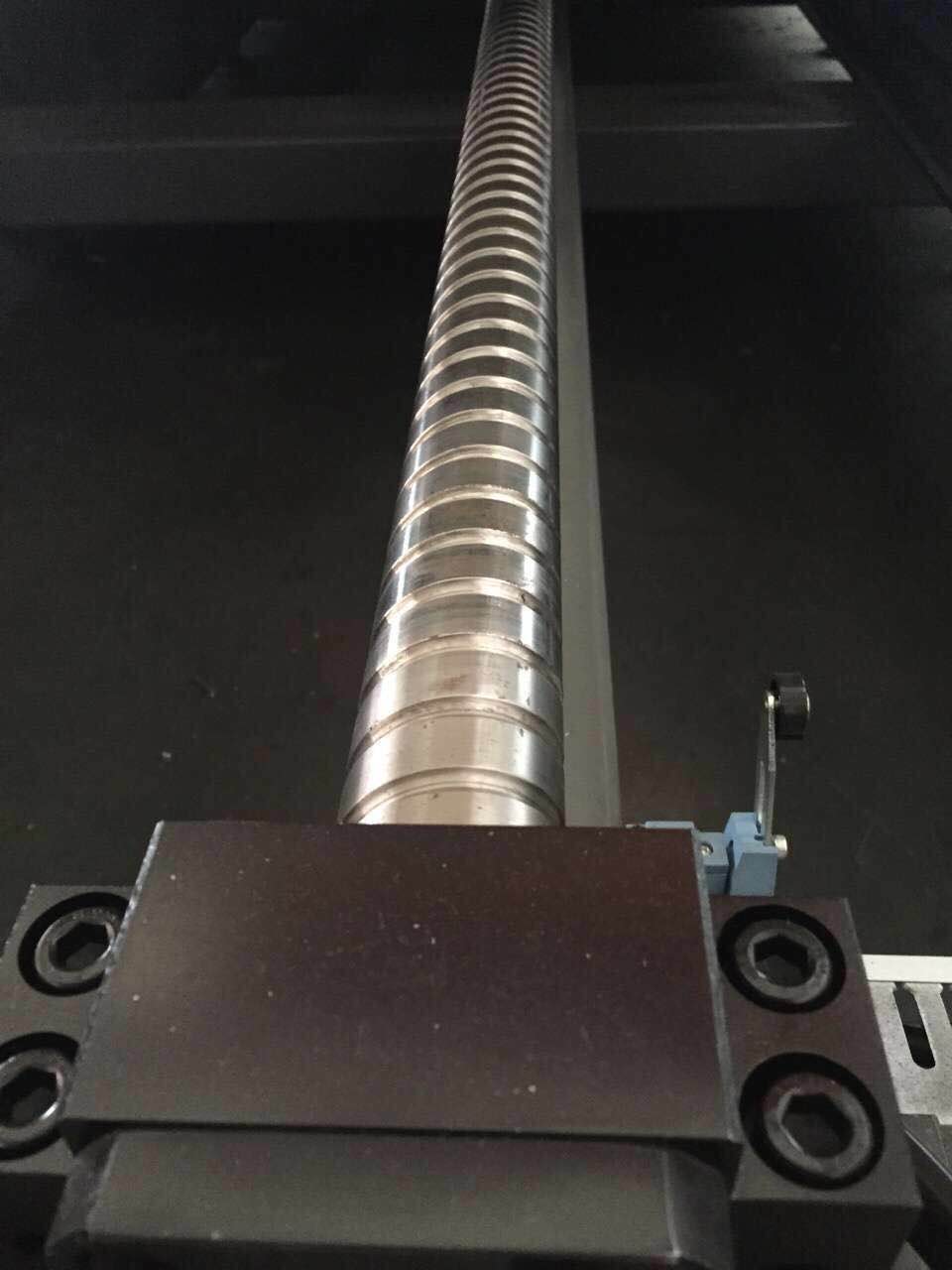 如何做出一臺小型非金屬高精密激光切割機？