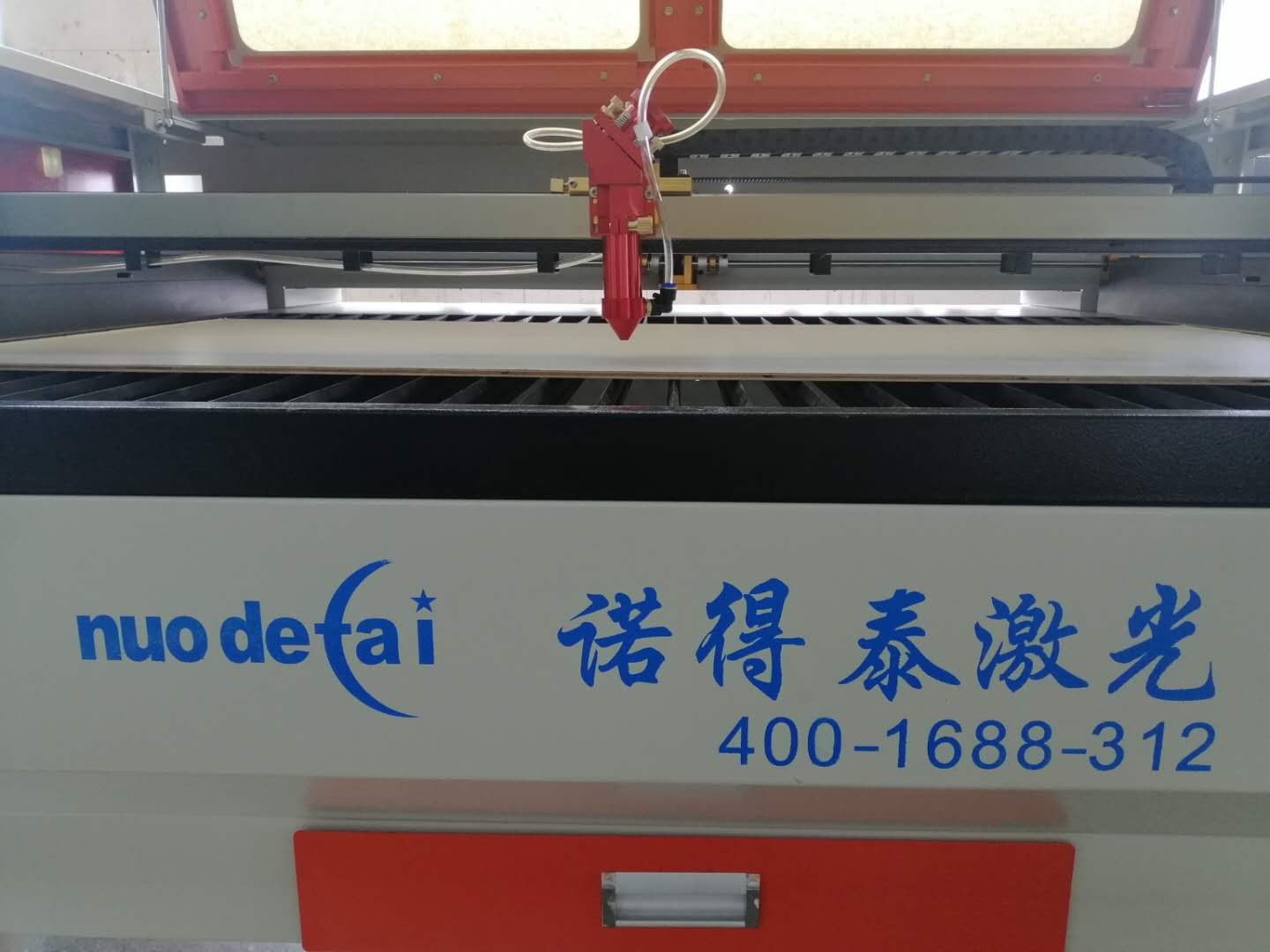 亞克力激光切割機切割形成的毛刺有哪些方面的因素？