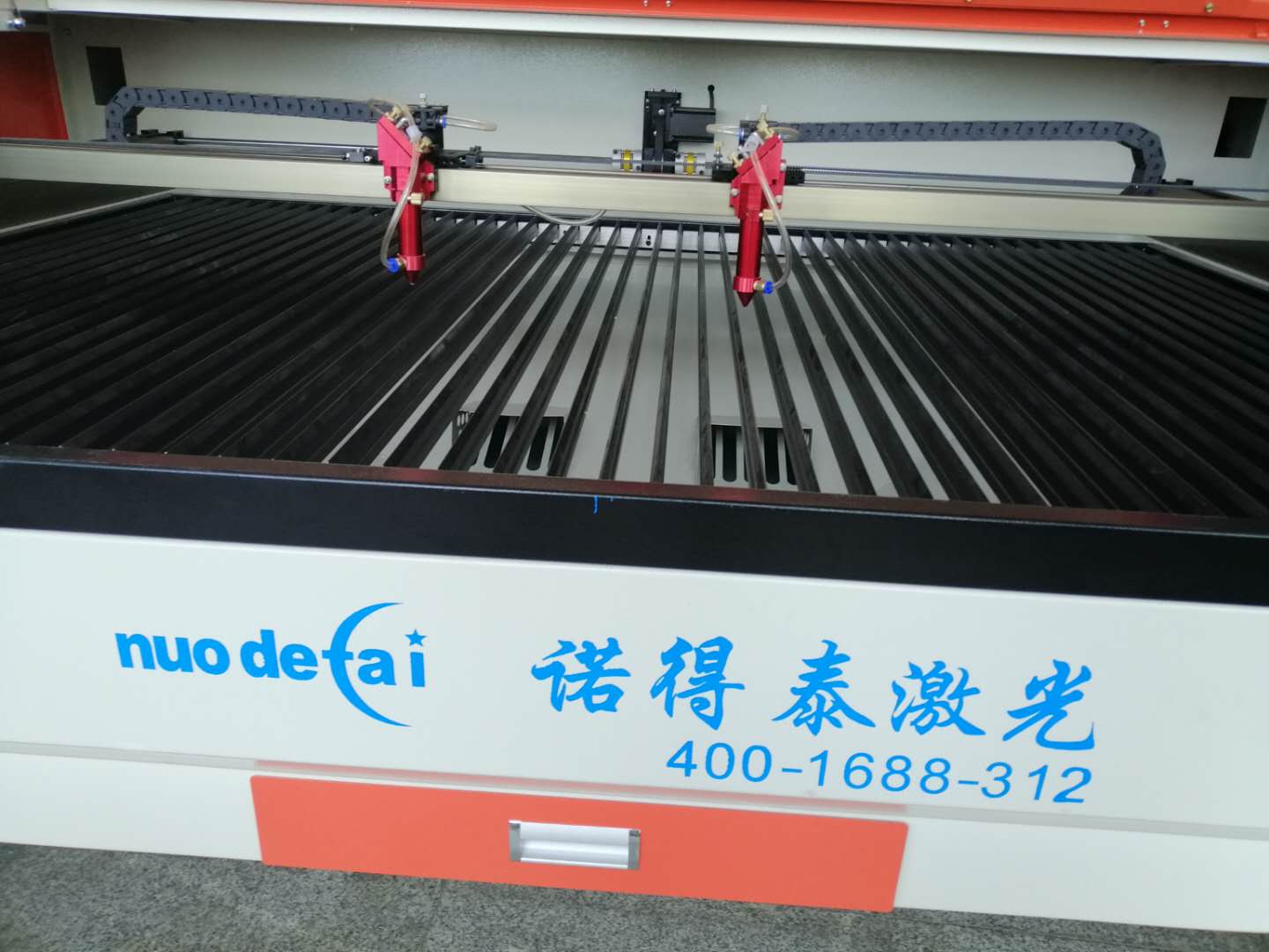 夏季激光切割機工作的時候需要注意些什么？